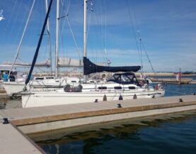 Haven Kakumäe raskasponttonilaituri satamassa