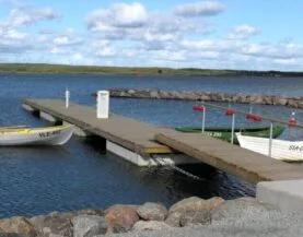 Kungla satama betoniponttoonilaiturit